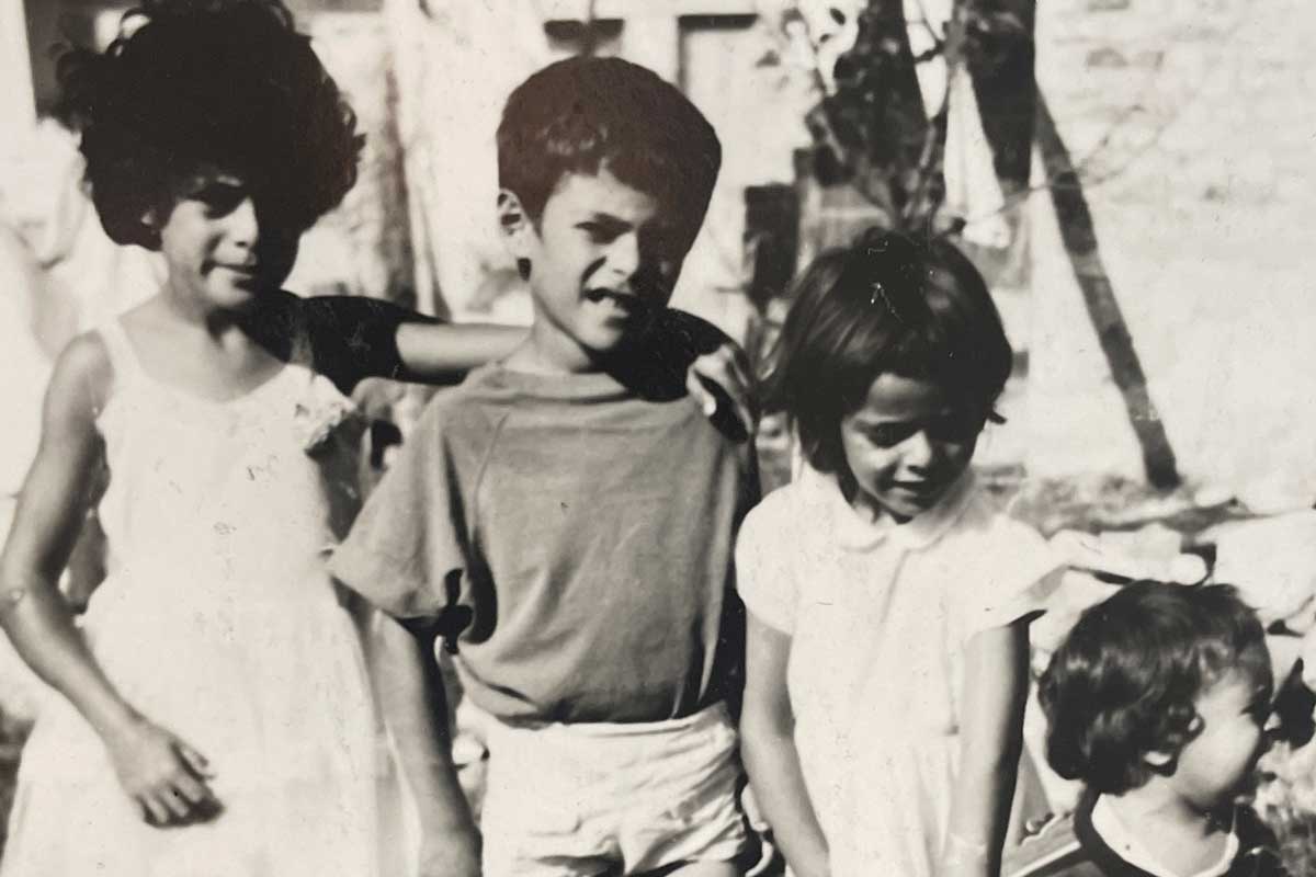 bir grup çocuğun fotoğrafı