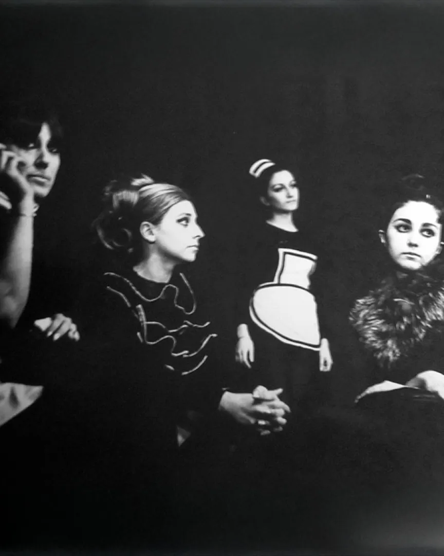 Tiyatro sahnesinden bir fotoğraf
